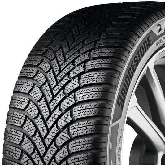 Bridgestone BLIZZAK 6 225.00/60.00 R18.00 104V